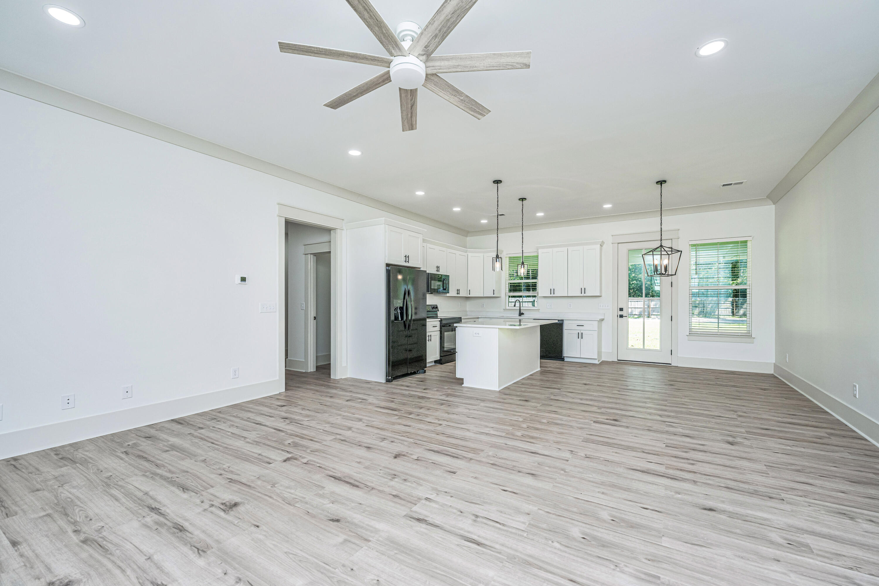 933 Valley Street Hanahan, SC 29410 - Photo 4 of 34 933ValleySt010