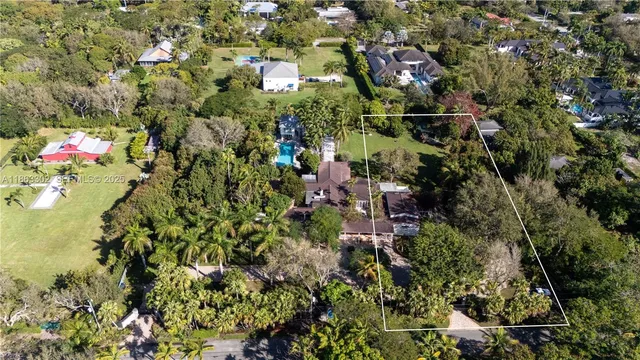 $5,700,000 | 6767 Southwest 67th Street, South Miami, FL 33143