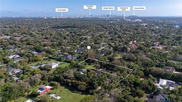 an aerial view of multiple house