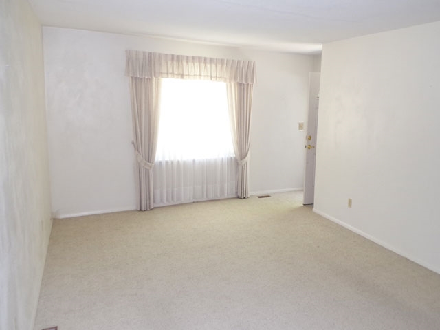 2128 South Sievers Road Vincennes, IN 47591 - Photo 2 of 20 Gallery Image 2