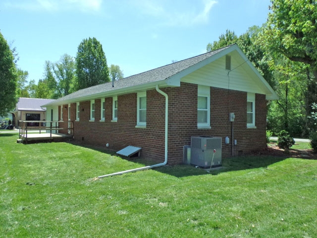 2128 South Sievers Road Vincennes, IN 47591 - Photo 18 of 20 Gallery Image 18