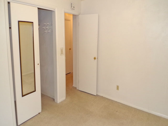 2128 South Sievers Road Vincennes, IN 47591 - Photo 8 of 20 Gallery Image 8