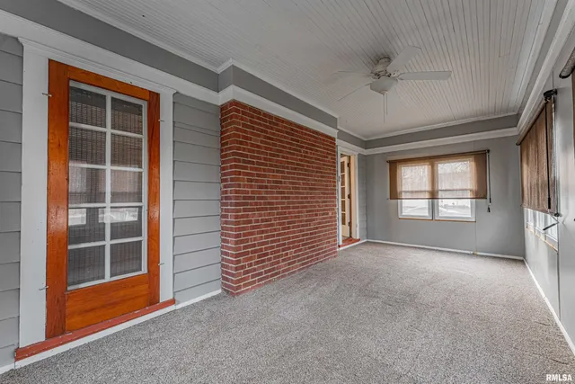 $260,000 | 214 North Maple Avenue, Minier, IL 61759