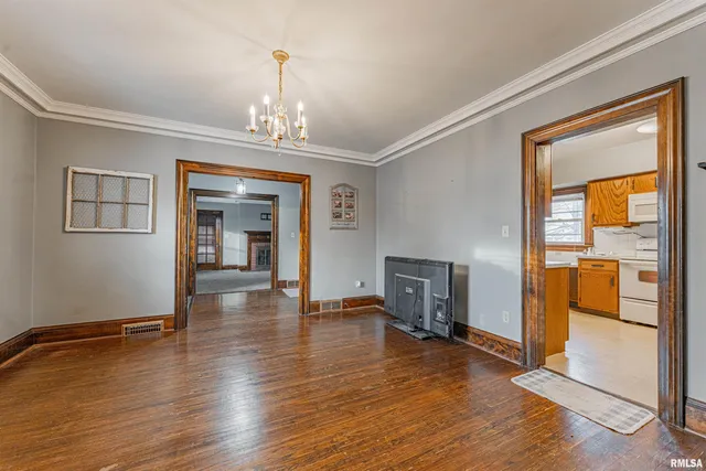 $260,000 | 214 North Maple Avenue, Minier, IL 61759