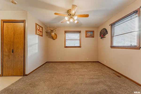 $209,000 | 214 North Maple Avenue, Minier, IL 61759