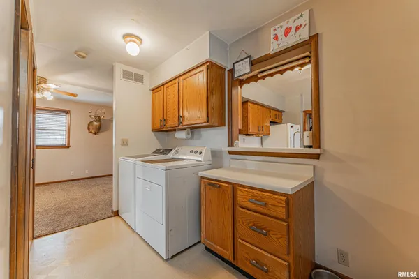 $209,000 | 214 North Maple Avenue, Minier, IL 61759