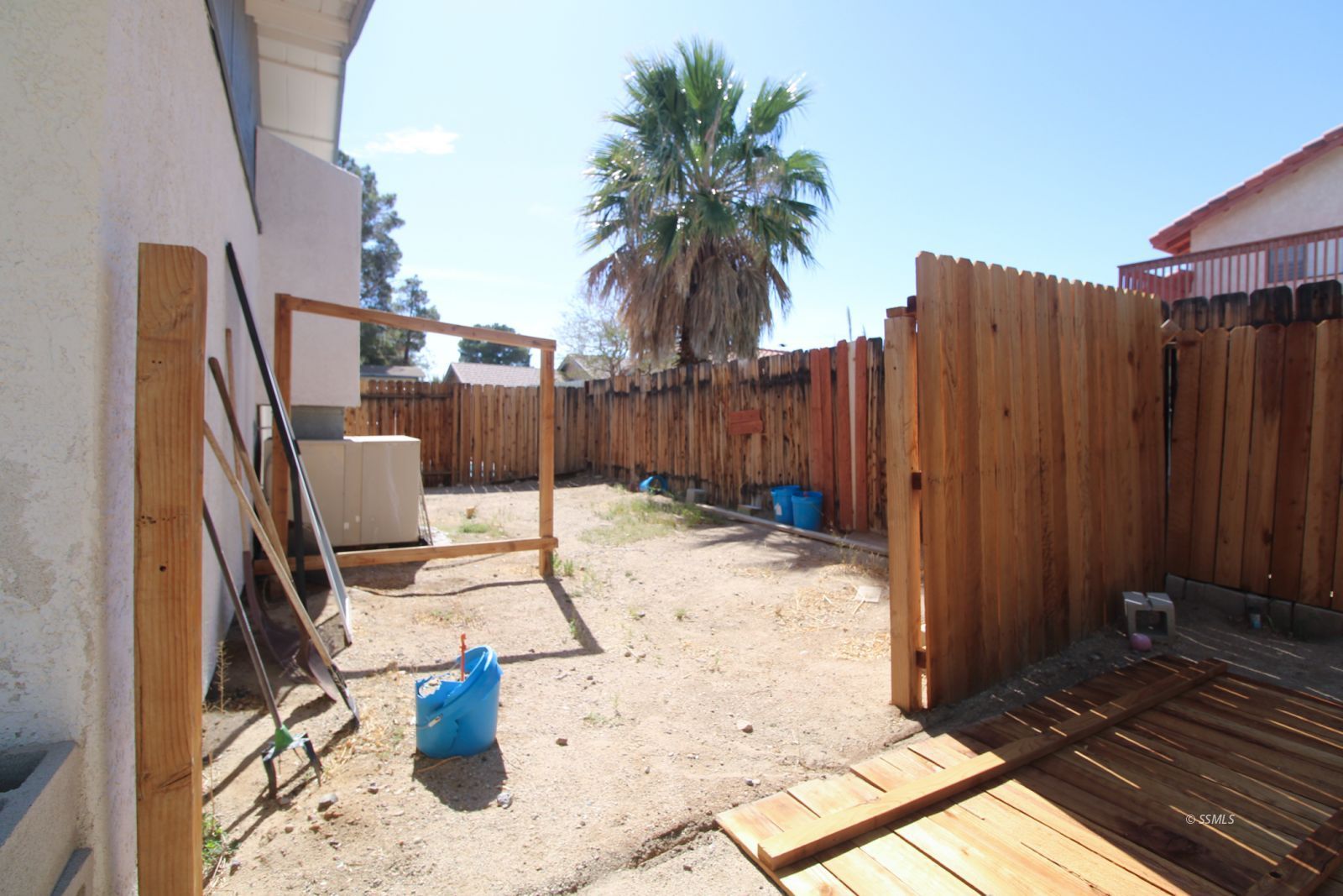925 West Tamarisk Avenue Ridgecrest, CA 93555 - Photo 35 of 37