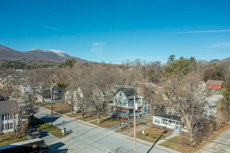 105 Elm Street Manchester, VT 05255 - Photo 2 of 15