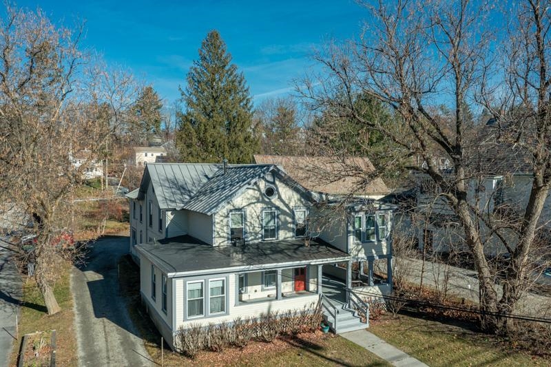 105 Elm Street Manchester, VT 05255 - Photo 3 of 15