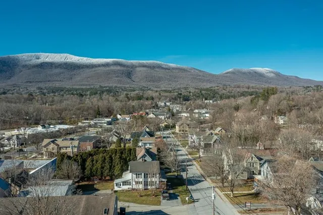 $640,000 | 105 Elm Street, Manchester, VT 05255