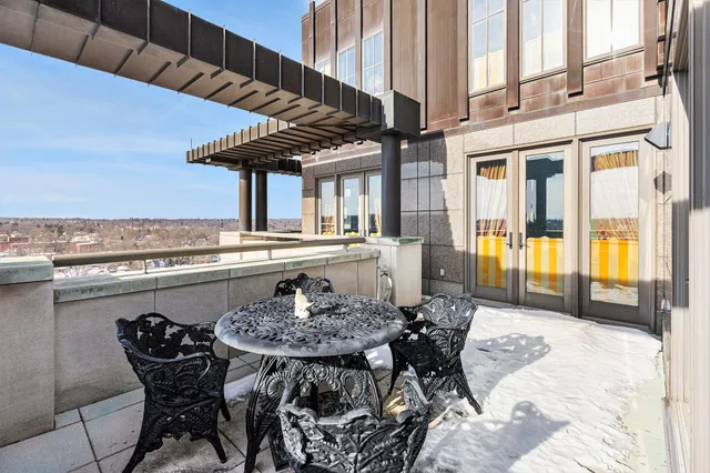 $7,000,000 | 414 South Main Street, Unit 10, Ann Arbor, MI 48104