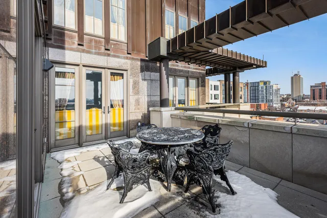 $7,000,000 | 414 South Main Street, Unit 10, Ann Arbor, MI 48104