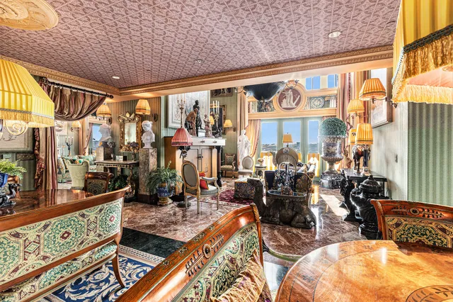 $7,000,000 | 414 South Main Street, Unit 10, Ann Arbor, MI 48104