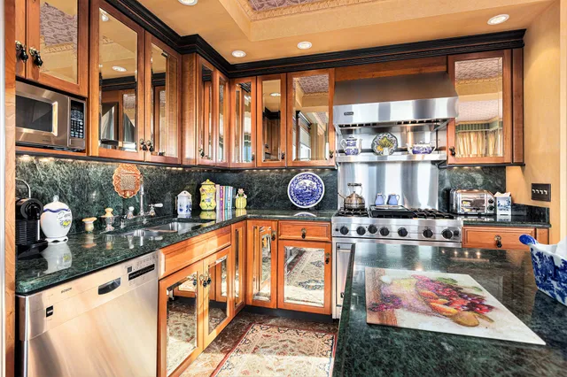 $7,000,000 | 414 South Main Street, Unit 10, Ann Arbor, MI 48104