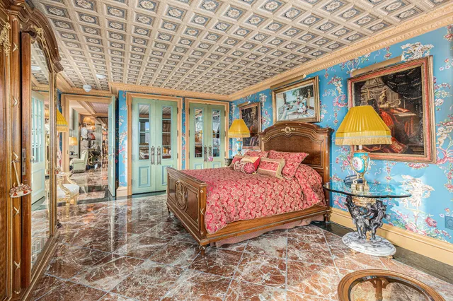 $7,000,000 | 414 South Main Street, Unit 10, Ann Arbor, MI 48104