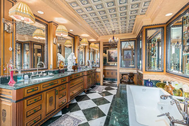 $7,000,000 | 414 South Main Street, Unit 10, Ann Arbor, MI 48104