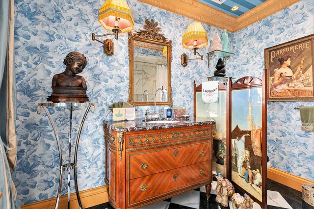 $7,000,000 | 414 South Main Street, Unit 10, Ann Arbor, MI 48104