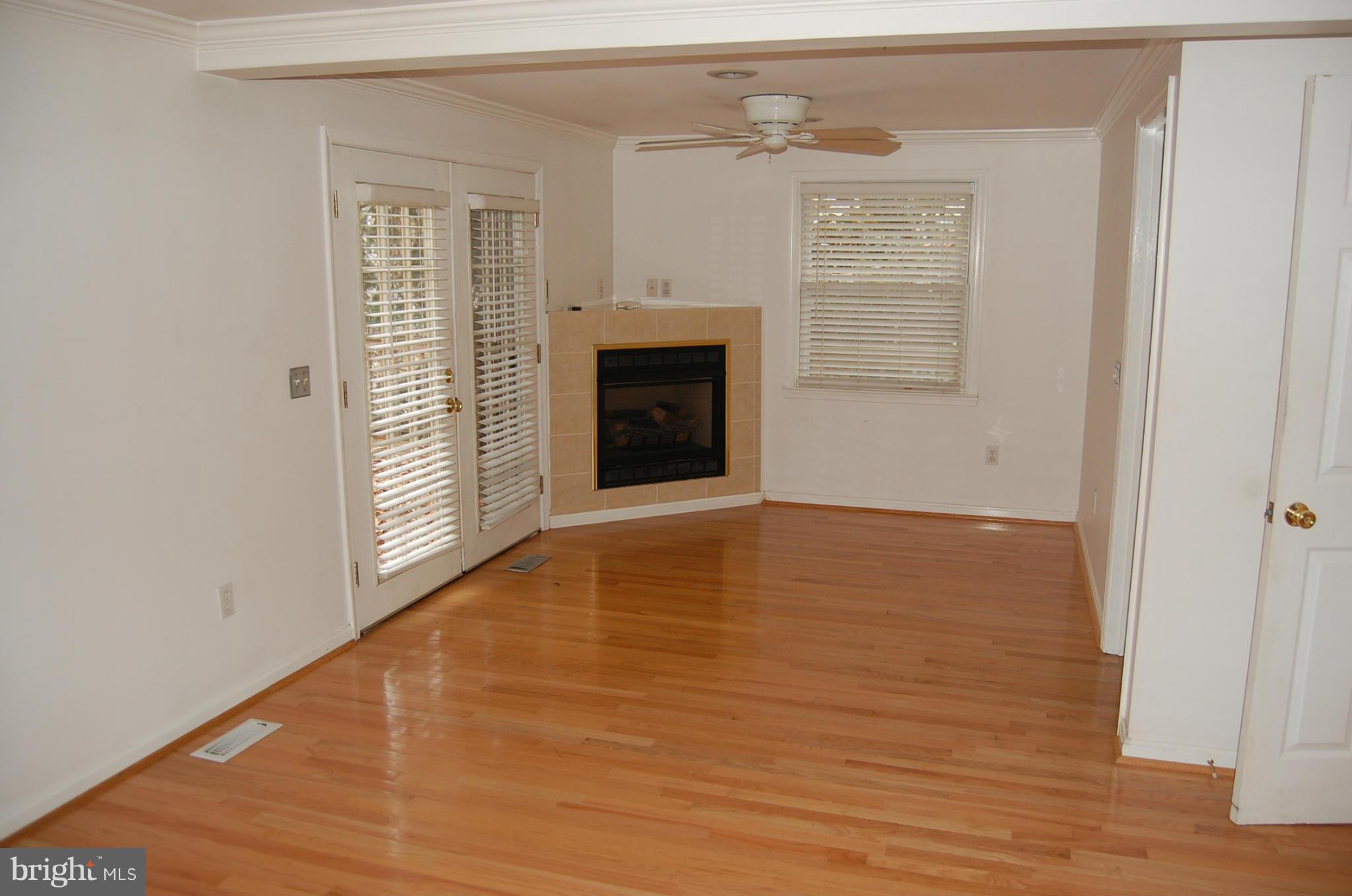 771 Oak Grove Circle Severna Park, MD 21146 - Photo 8 of 13 Bedroom (Master)
