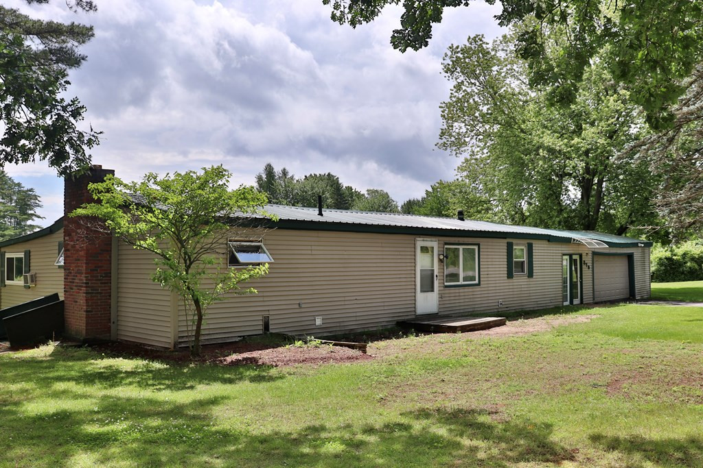 870 Fuller Road Peru, NY 12972 - Photo 19 of 23