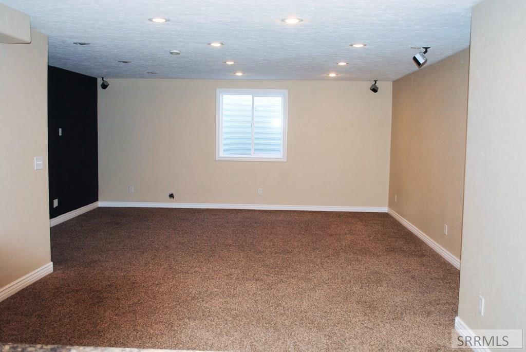 3600 Hyrum Drive Idaho Falls, ID 83401 - Photo 28 of 43