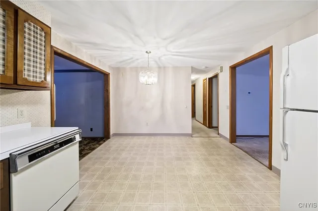 $263,000 | 8541 Belnor Drive, Cicero, NY 13039