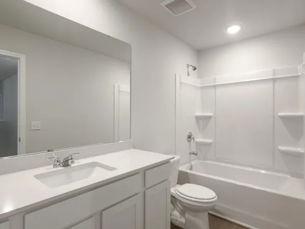 $3,200 | 725 Meadowbrook Lane, Summerville, SC 29486