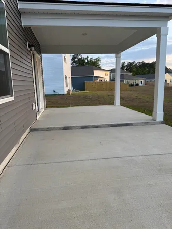 $3,200 | 725 Meadowbrook Lane, Summerville, SC 29486
