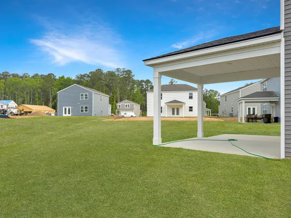 $3,200 | 725 Meadowbrook Lane, Summerville, SC 29486