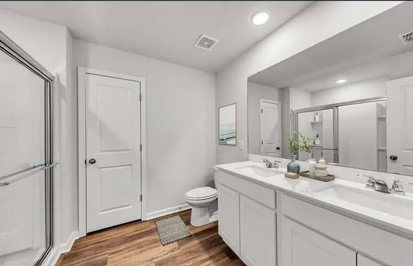 $3,200 | 725 Meadowbrook Lane, Summerville, SC 29486