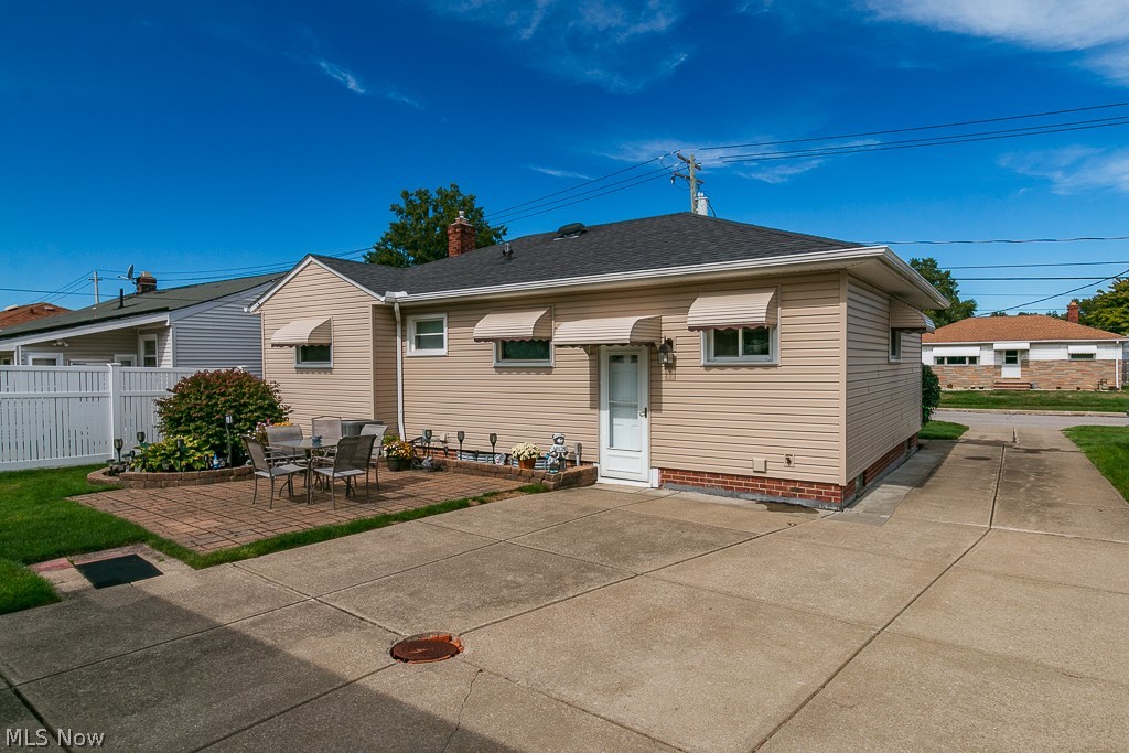 30116 Forestgrove Road Willowick, OH 44095 - Photo 6 of 33 Extra Wide Concrete Drive