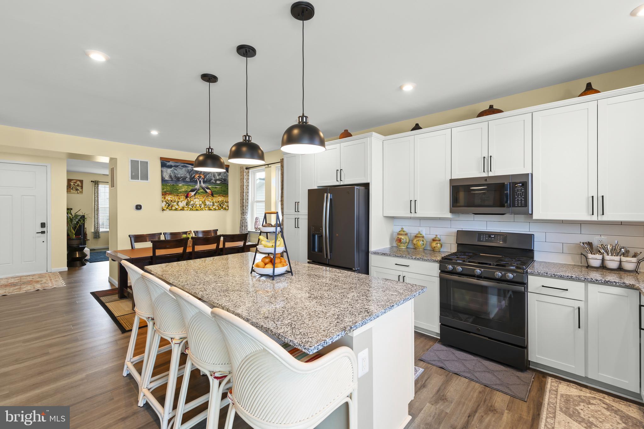 124 Lenore Winchester, VA 22602 - Photo 3 of 40