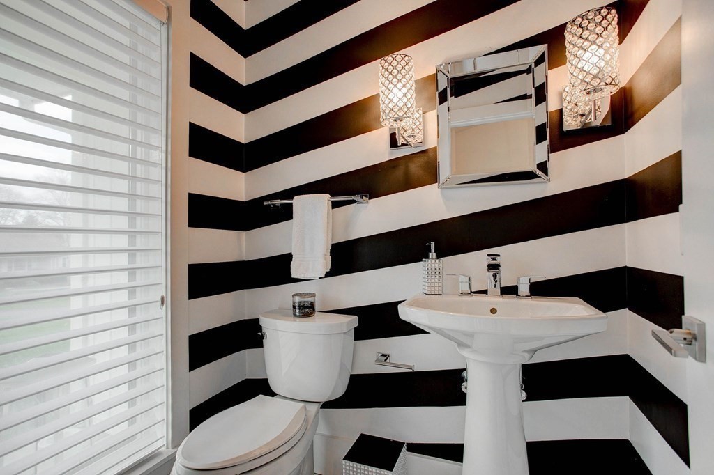 4 Grace Road Danvers, MA 01923 - Photo 20 of 40 Gallery Image 20
