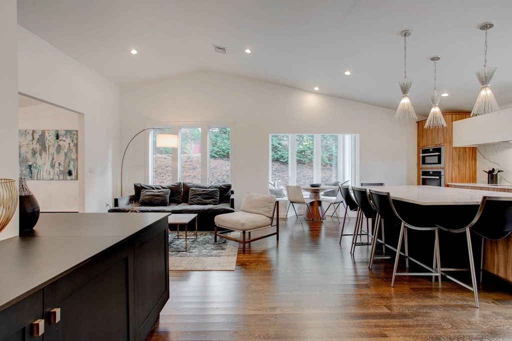 4 Grace Road Danvers, MA 01923 - Photo 4 of 40 Gallery Image 4