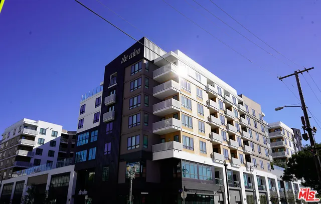 $3,892 | 1340 South Hill Street, Unit 322, Los Angeles, CA 90015