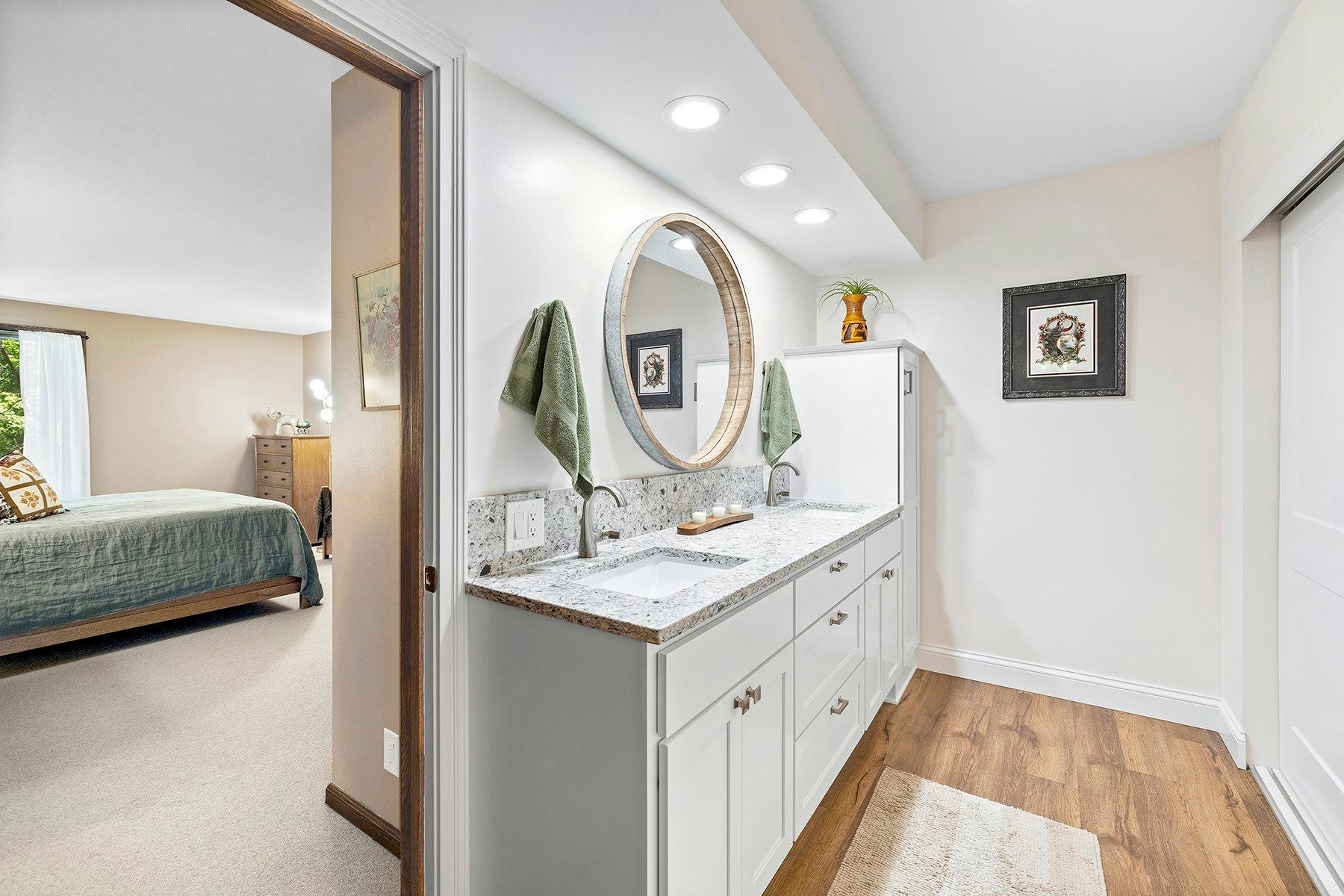 5601 Dewey Hill Road, Unit 214 Minneapolis, MN 55439 - Photo 15 of 31 Gallery Image 15