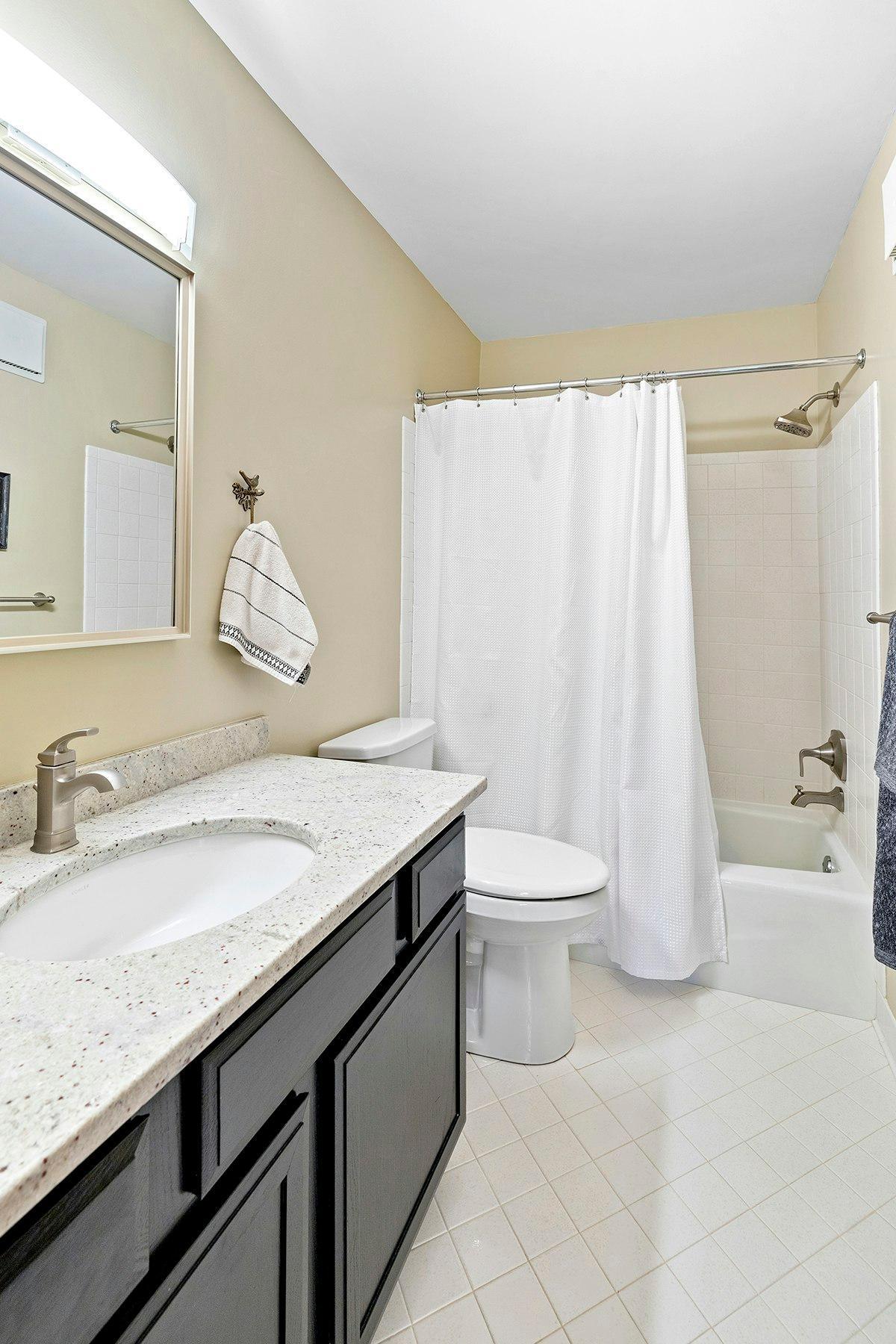 5601 Dewey Hill Road, Unit 214 Minneapolis, MN 55439 - Photo 20 of 31 Gallery Image 20