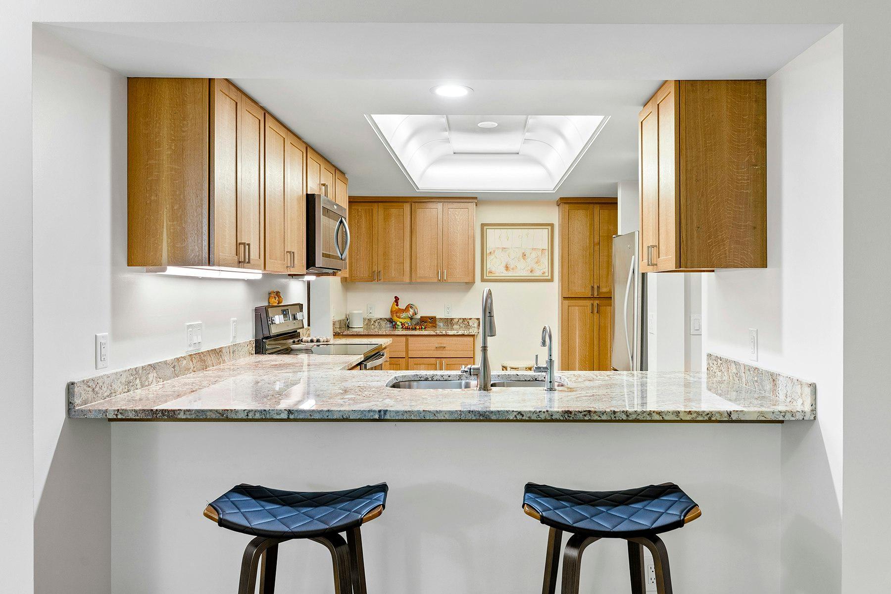 5601 Dewey Hill Road, Unit 214 Minneapolis, MN 55439 - Photo 2 of 31 Gallery Image 2