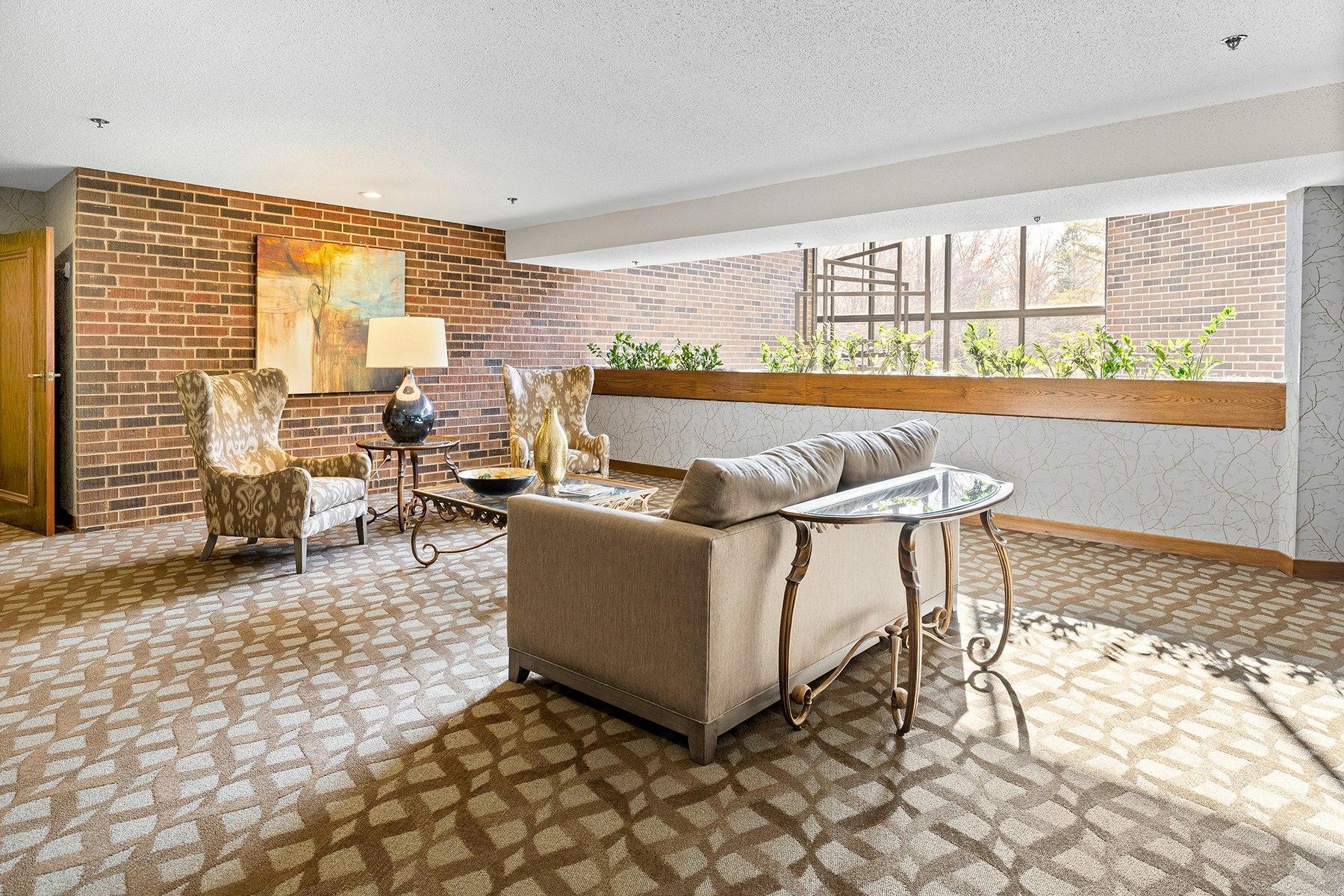 5601 Dewey Hill Road, Unit 214 Minneapolis, MN 55439 - Photo 22 of 31 Gallery Image 22