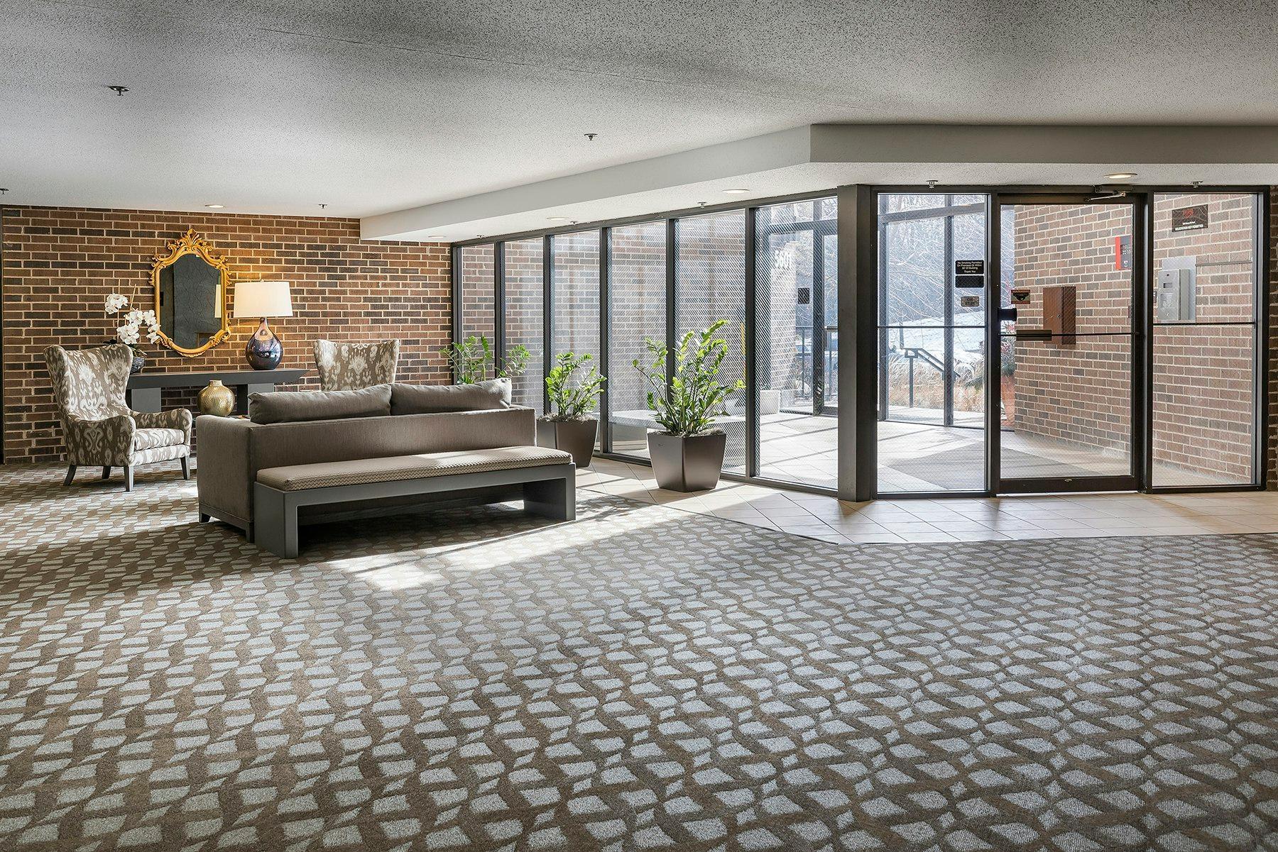 5601 Dewey Hill Road, Unit 214 Minneapolis, MN 55439 - Photo 28 of 31 Gallery Image 28