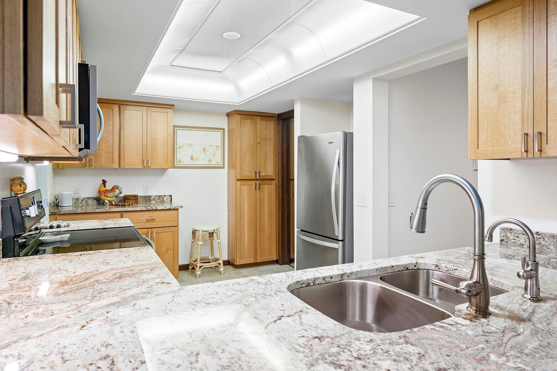 5601 Dewey Hill Road, Unit 214 Minneapolis, MN 55439 - Photo 5 of 31 Gallery Image 5