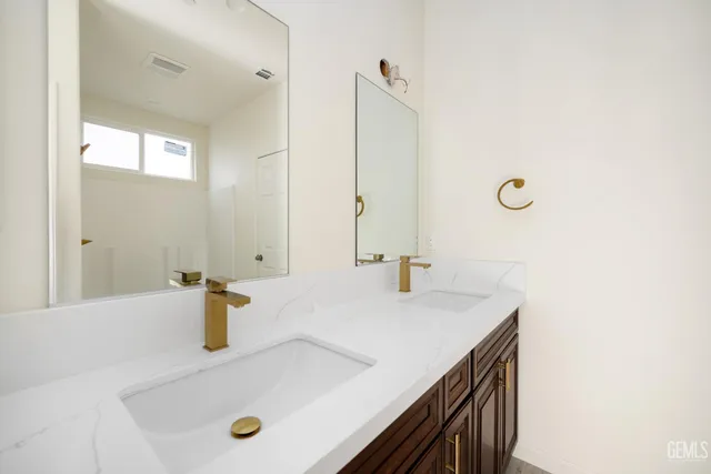 $495,000 | Undisclosed Address, Taft, CA 93268