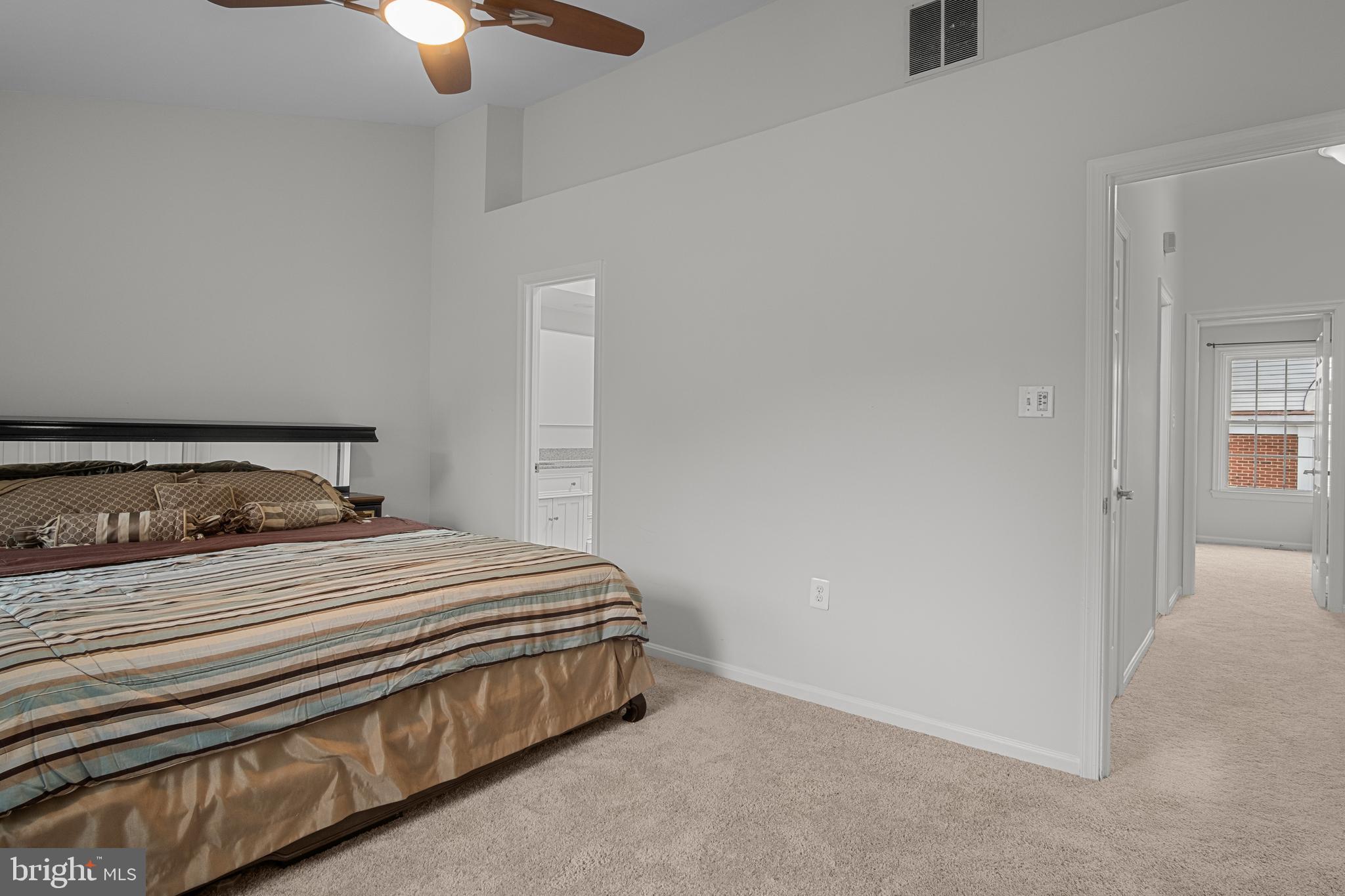 6532 Milva Lane Springfield, VA 22150 - Photo 35 of 57 King Sized Bed fits on Multiple Walls