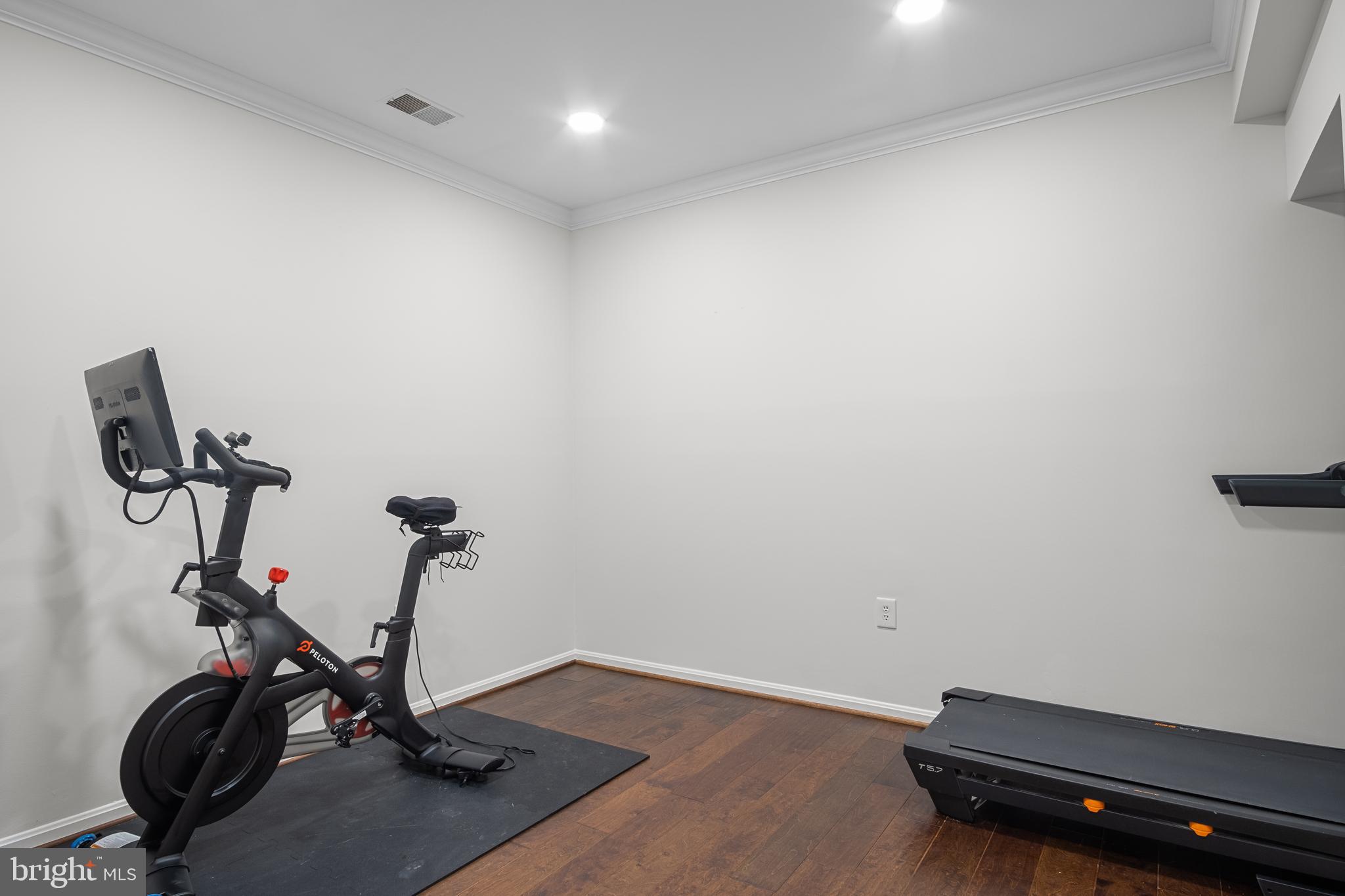 6532 Milva Lane Springfield, VA 22150 - Photo 44 of 57 Home Gym? Bedroom? Office? So many Choices . . .