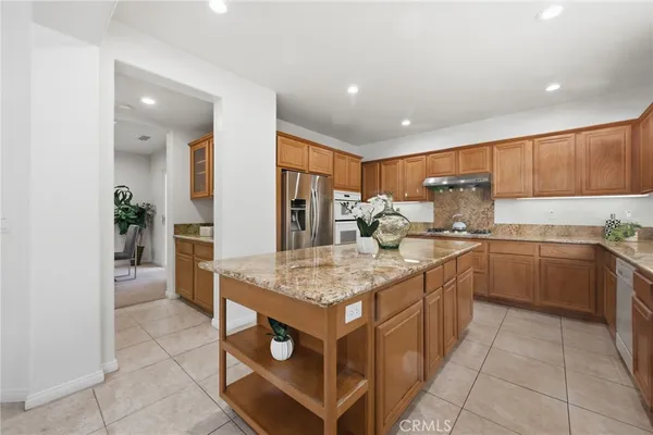 $2,658,000 | 9 Preston, Irvine, CA 92618