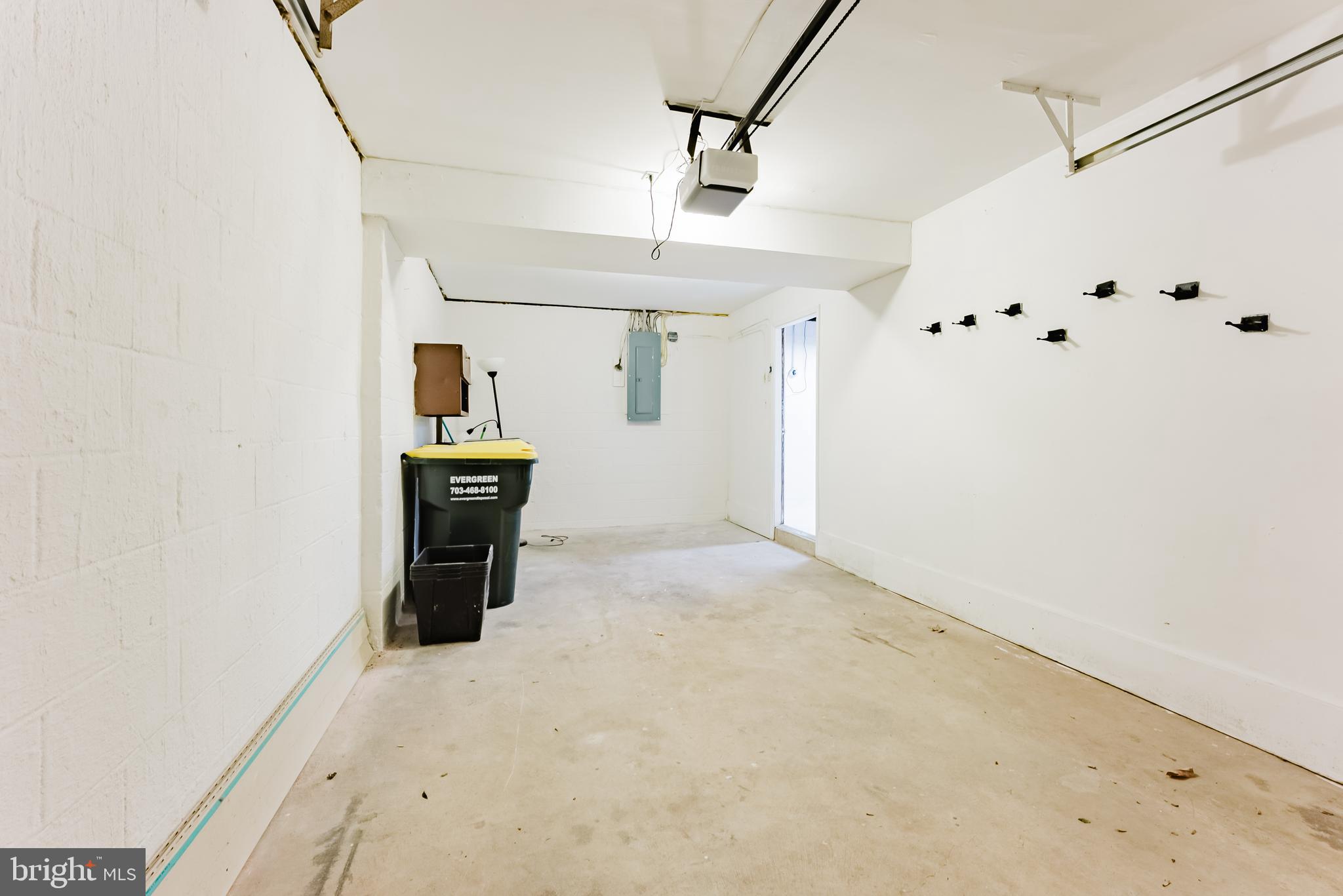 4704 Federal Court Annandale, VA 22003 - Photo 42 of 51 a view of a hallway with closet