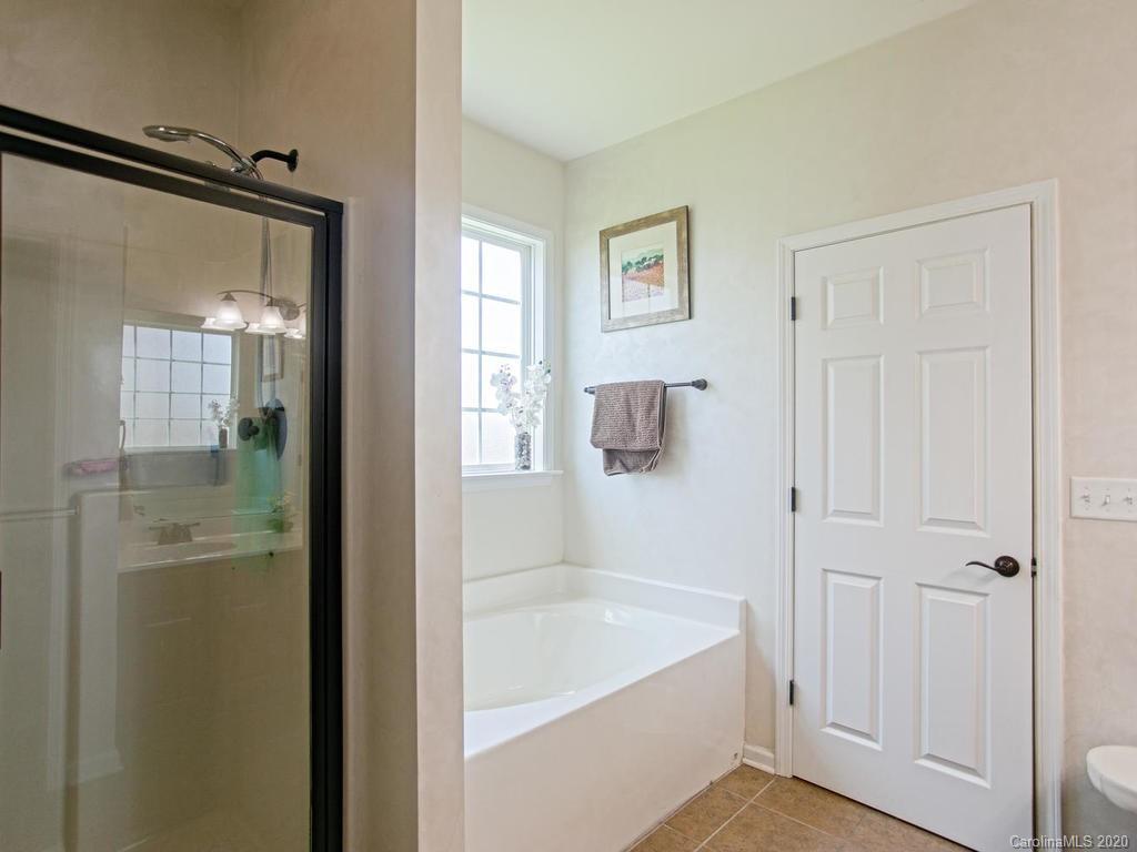 303 Roanoke Road, Unit 253 Fletcher, NC 28732 - Photo 18 of 43 Gallery Image 18