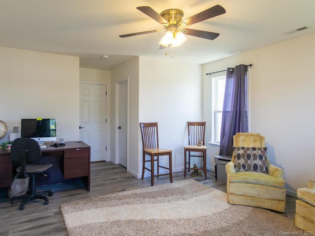 303 Roanoke Road, Unit 253 Fletcher, NC 28732 - Photo 31 of 43 Gallery Image 31