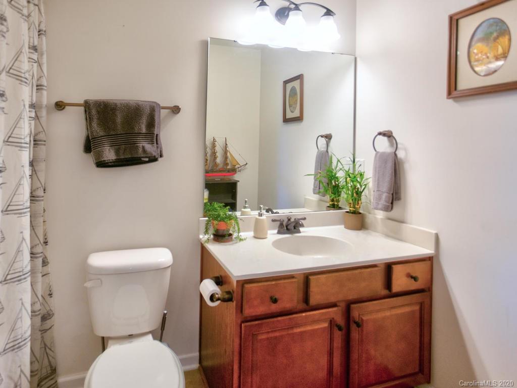 303 Roanoke Road, Unit 253 Fletcher, NC 28732 - Photo 34 of 43 Gallery Image 34