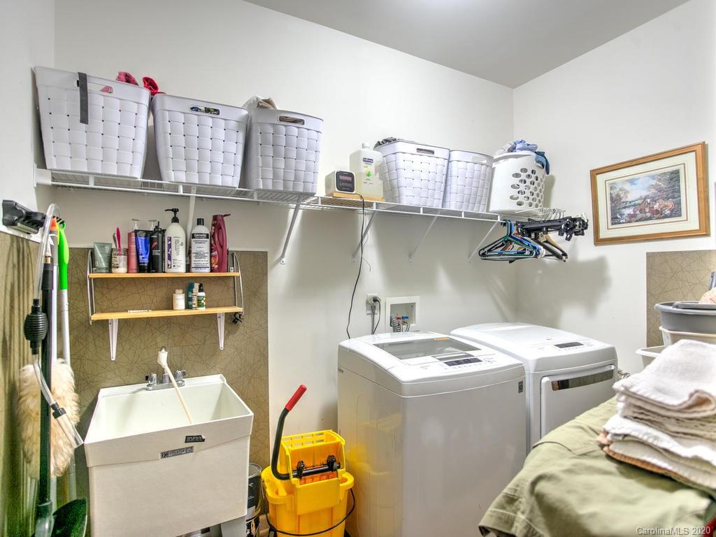 303 Roanoke Road, Unit 253 Fletcher, NC 28732 - Photo 36 of 43 Gallery Image 36