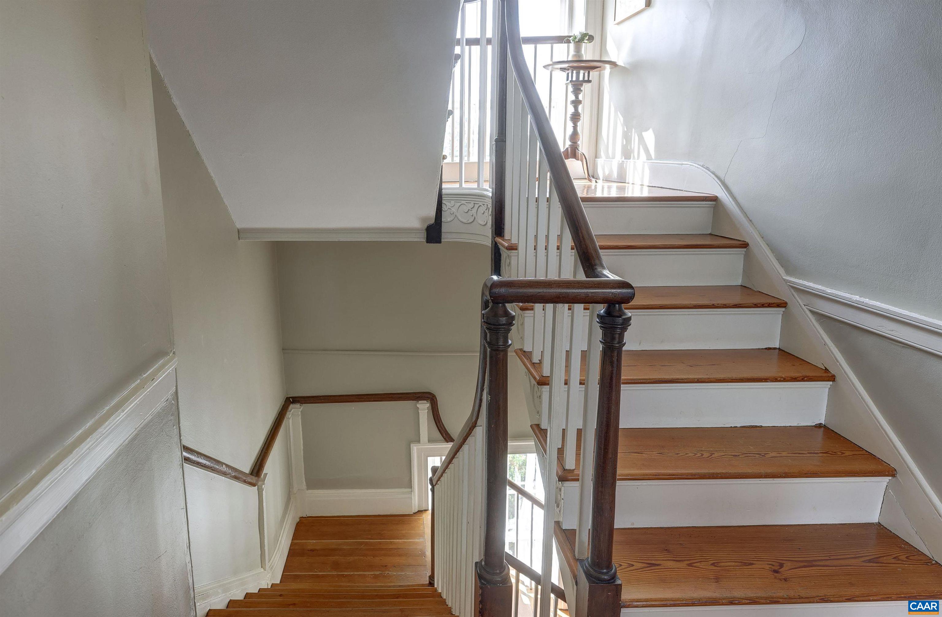 4710 Dickerson Road Earlysville, VA 22936 - Photo 43 of 75 a view of entryway